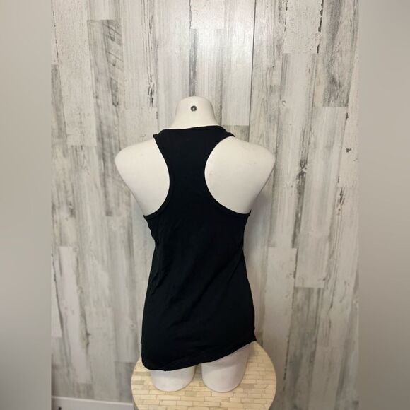 Black tank top - Picture 5 of 6